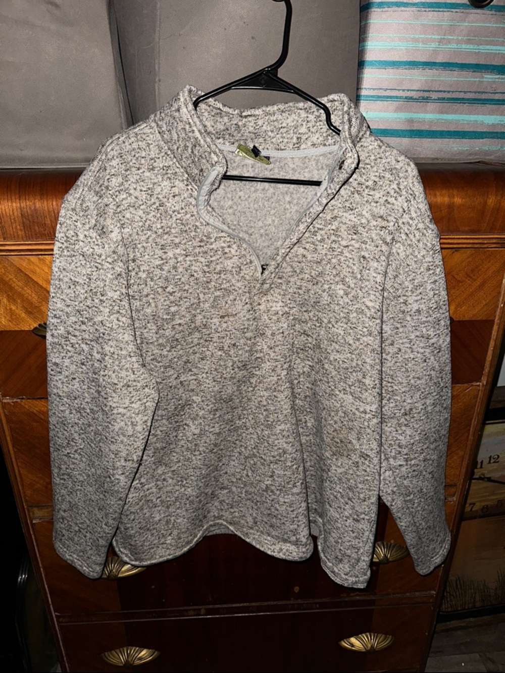 Men's Heathered Light Gray Quarter-Zip Pullover Sweatshirt